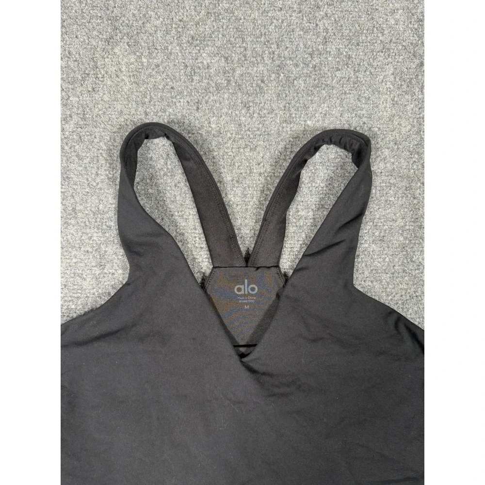 ALO Yoga Airbrush Real Bra Tank Womens Size Medium Black Racerback Cropped